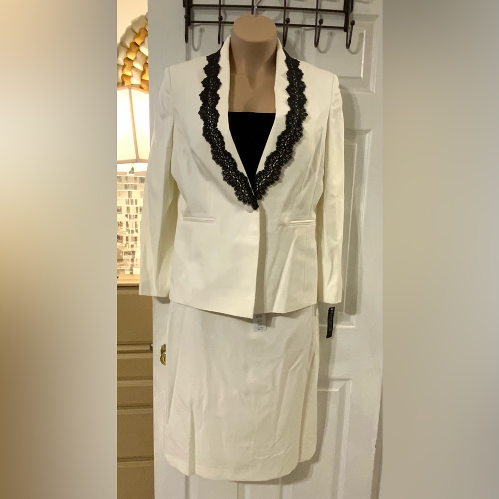 NWT Women’s 2pc Skirt Suit John Meyer’s Collection Office, Church,Dinner Parties